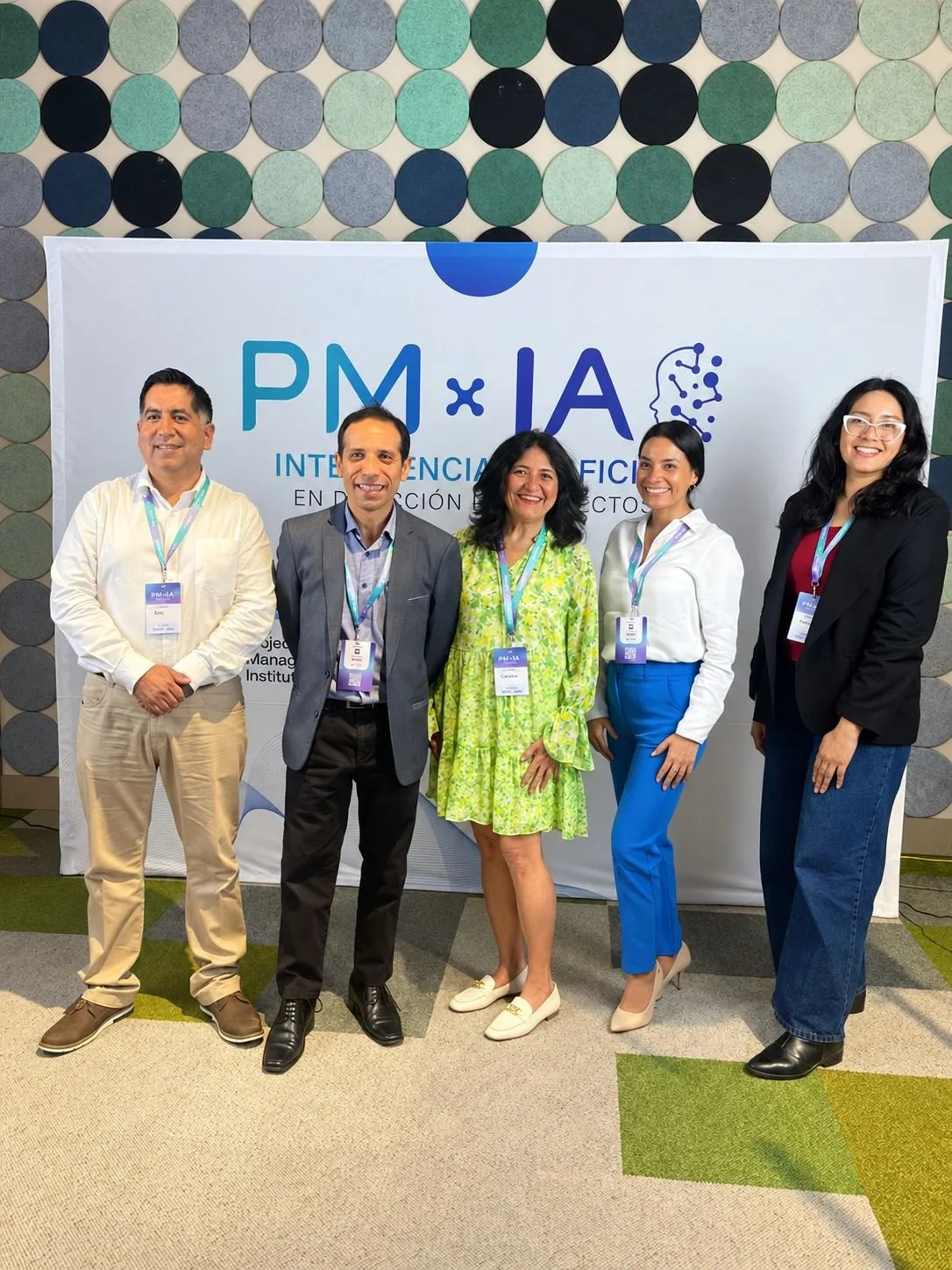 Ciraima junto a asistentes del PMxIA Day Perú